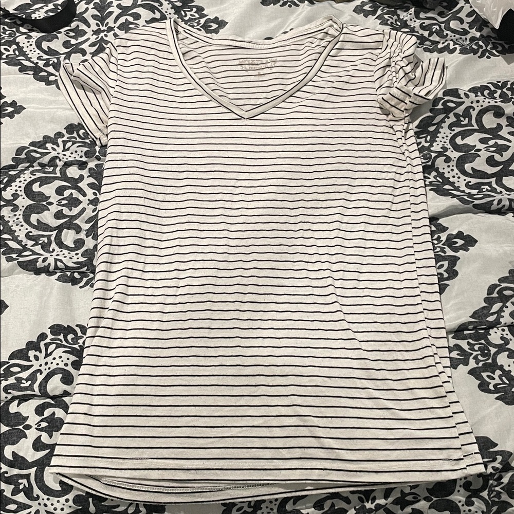 Mudd Black and White Striped Short Sleeve Tee